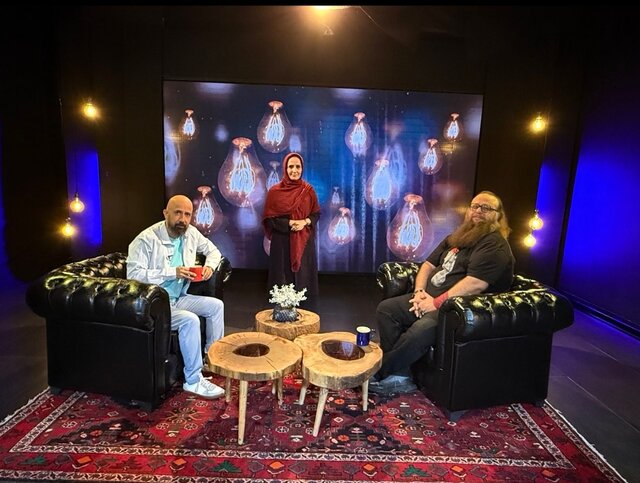 ساخت ۲ روزه برنامه در دل جنگ/ در ستایش زندگی می‌گوییم
