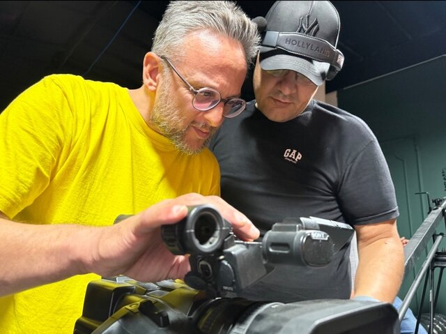 ساخت ۲ روزه برنامه در دل جنگ/ در ستایش زندگی میگوییم