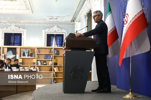 بقائی: به هیچ وجه تسلیم زیاده خواهی‌های طرف‌های مقابل نمی‌شویم