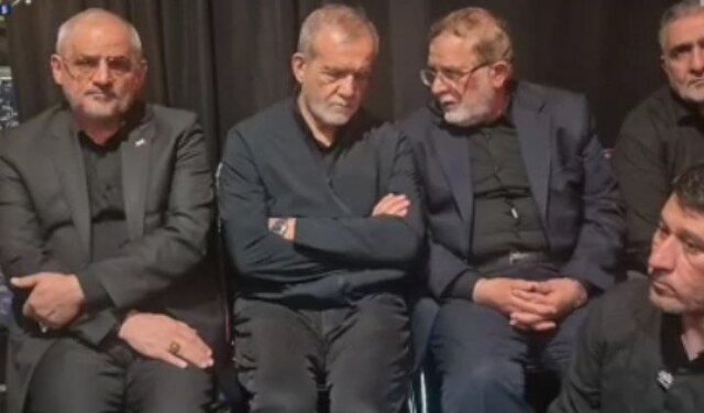 حضور رئیسجمهوری در مراسم بزرگداشت شهید سپهبد باقری حضور رئیسجمهوری در مراسم بزرگداشت شهید سپهبد باقری