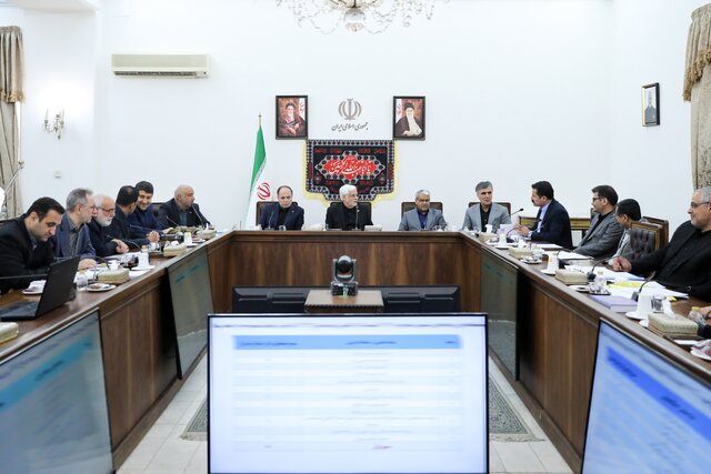 عارف: دستگاه‌ها در توزیع تسهیلات تکلیفی دقت کنند