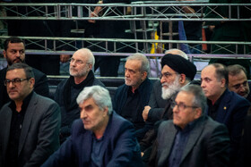 مسعود پزشکیان، رییس جمهور و محمدباقر قالیباف، رییس مجلس در مراسم بزرگداشت شهدای اقتدار