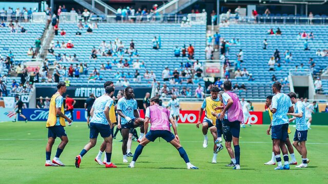 پپ چهار بازیکن همشهریها را جواب کرد