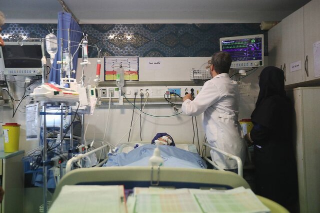 قلبهای تپنده در سنگر سلامت؛ روایتی از ایثار کادر درمان در روزهای جنگ