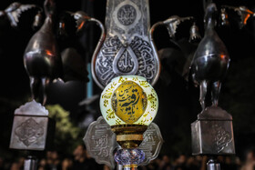 شب هفتم محرم در یزد - مراسم علامت کشی