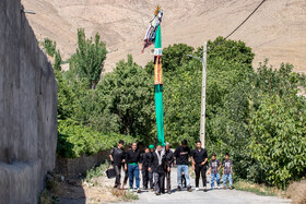 آیین سنتی علم‌گردانی در روستای تاریخی هزاوه