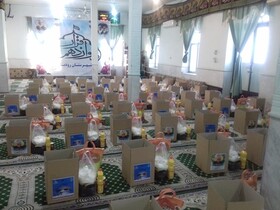 توزیع بیش از ۲۰۰۰ بسته معیشتی در استان سمنان   