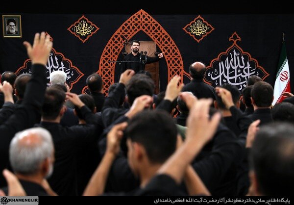 مراسم عزاداری حضرت اباعبدالله الحسین علیه‌السلام در حسینیه امام خمینی برگزار شد