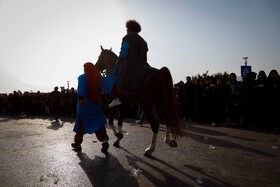 کاروان نمادین ورود به کربلا در خمینی‌شهر