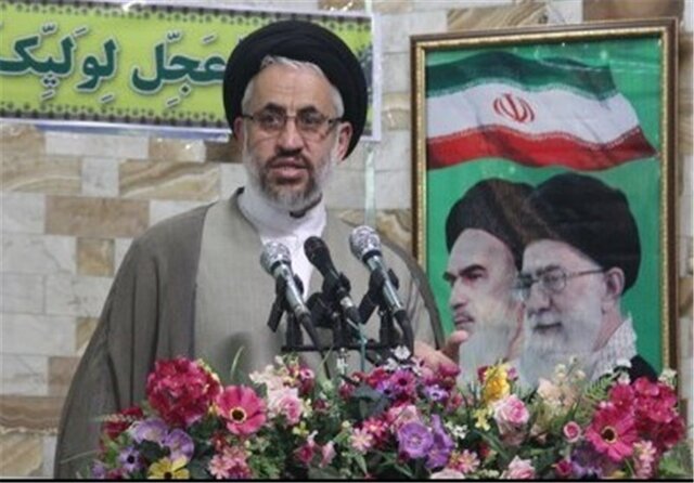 ایستادگی ملت ایران در برابر دشمنان با تکیه بر ایمان، ولایت و بصیرت