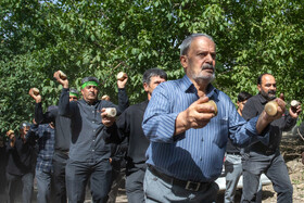 آیین سنتی جغجغه‌زنی در روستای انجدان اراک