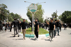 برگزاری مراسم زنجیرزنی در روز تاسوعای حسینی در کرمانشاه