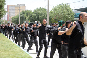 برگزاری مراسم زنجیرزنی در روز تاسوعای حسینی در کرمانشاه