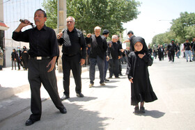 برگزاری مراسم زنجیرزنی در روز تاسوعای حسینی در کرمانشاه