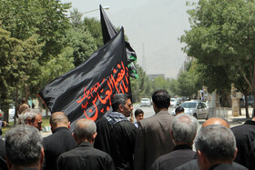 برگزاری مراسم زنجیرزنی در روز تاسوعای حسینی در کرمانشاه