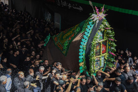 آیین نخل گردانی تاسوعای حسینی - سمنان