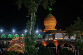 عزاداری شب عاشورا در حرم شاهچراغ(ع) - شیراز