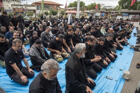 نماز ظهر عاشورا در«امام زاده یحیی» ساری