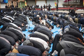 نماز ظهر عاشورا در«امام زاده یحیی» ساری
