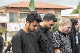نماز ظهر عاشورا در«امام زاده یحیی» ساری
