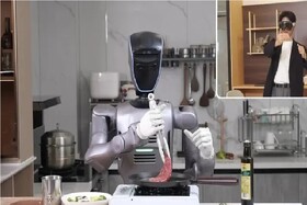 ربات انسان‌نمای چینی از فاصله دور قابل کنترل است