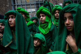خیمه سوزان ظهر عاشورا در چهارراه گلوبندک تهران