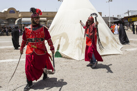 مراسم سنتی خیمه‌سوزان ظهر عاشورا در قزوین