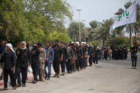 عزاداری و نماز ظهر عاشورا در جزیره کیش