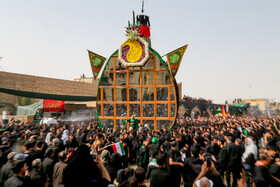 آیین سنتی نخل گردانی عصر عاشورا - حسینیه زارچ یزد