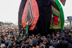 آیین سنتی نخل گردانی عصر عاشورا - حسینیه زارچ یزد