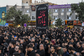 مراسم آیینی خیمه سوزان در میدان احمدآباد - مشهد