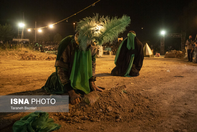 یک استاد دانشگاه: وظیفه تببین واقعه عظیم عاشورا بر عهده نخبگان و دانشگاهیان است