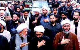 دسته‌های سینه‌زنی در سالروز دفن شهدای کربلا در شیراز به راه می‌افتند