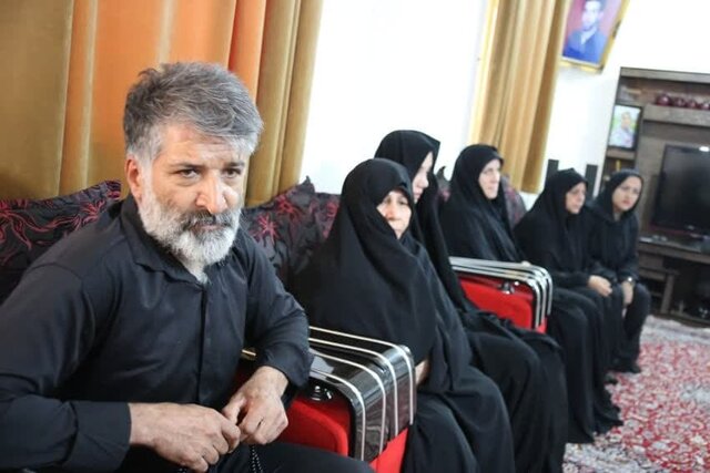 سرکشس سردار محمودزاده از خانواده ۲ شهید گرمساری جنگ تحمیلی ۱۲ روزه