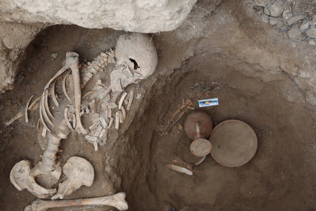 کشف گورهای دو جنگاور با شمشیر و خنجر آهنی در شمال ایران کشف گور دو جنگاور با شمشیر و خنجر آهنی در مازندران