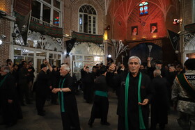 عزاداری سنتی در بازار تبریز در سومین روز شهادت امام حسین(ع)