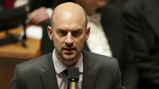 ژان نوئل بارو وزیر امور خارجه فرانسه اتحادیه اروپا شدیدترین تحریمها علیه روسیه را تدارک میبیند