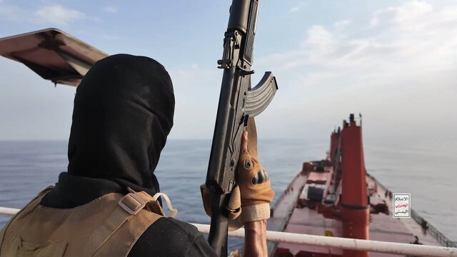 انتشار فیلم و تصاویر هدف قرار گرفتن و غرق شدن کشتی «مجیک سیز»