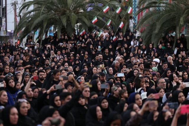 آیین سنتی حرکت نمادین «کاروان اسرای بنیاسد» در ورامین برگزار شد