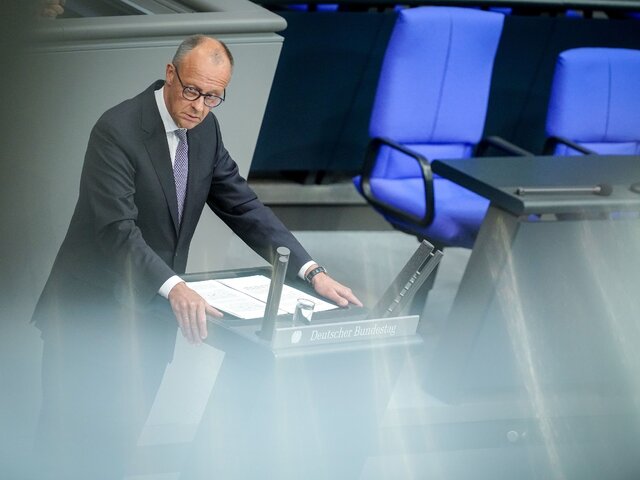 فردریش مرتس احتمال فروپاشی دولت آلمان