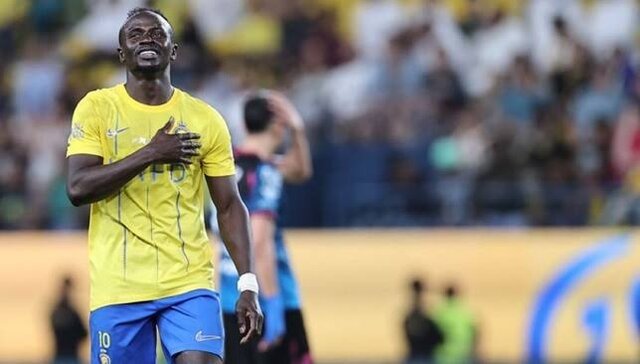 سادیو مانه در النصر ماندنی شد سادیو مانه در النصر ماندنی شد