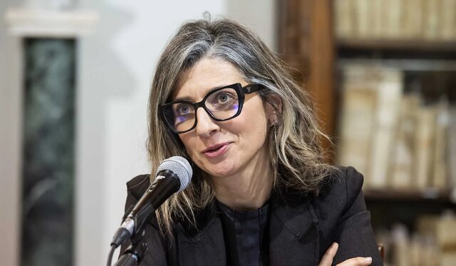 ظریف: جایزه صلح نوبل را به «فرانچسکا آلبانیز» بدهید ظریف: جایزه صلح نوبل را به «فرانچسکا آلبانیز» بدهید