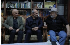 بازدید رئیس سازمان صداوسیما از پشت‌صحنه سریالی با بازی اکبر عبدی