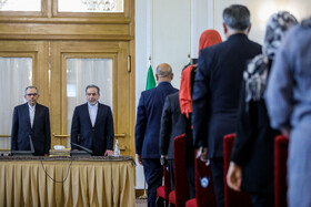 نشست سید عباس عراقچی، وزیر امور خارجه ایران با سفرا و کارداران و رؤسای نمایندگی های خارجی و بین المللی مقیم ایران