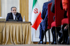 نشست سید عباس عراقچی، وزیر امور خارجه ایران با سفرا و کارداران و رؤسای نمایندگی های خارجی و بین المللی مقیم ایران
