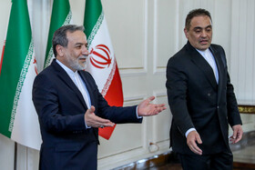 نشست سید عباس عراقچی، وزیر امور خارجه ایران با سفرا و کارداران و رؤسای نمایندگی های خارجی و بین المللی مقیم ایران