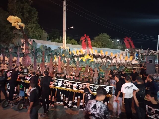 آیین باشکوه علمکشی در شب هفتم محرم در پیشوا برگزار شد
