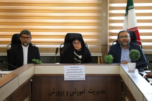 مدیر مدرسه باید از تعداد دانش‌آموزان پرخطر و برنامه مداخله‌ای برای آن‌ها مطلع باشد