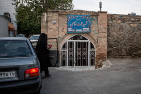 زورخانه شهید قاسمی، با قدمتی حدود ۴۰ سال، یکی از معدود اماکن ورزشی محله وکیل‌آباد است که در محل آب‌انبار قدیمی این منطقه ساخته شده است.
