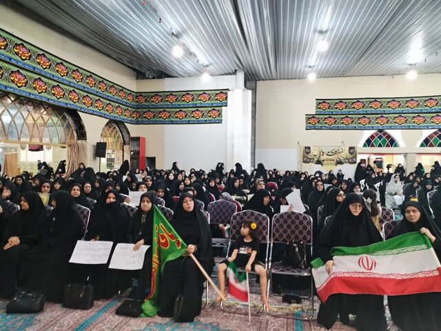 امامجمعه پیشوا: چادر خط مقدم جبهه فرهنگی است